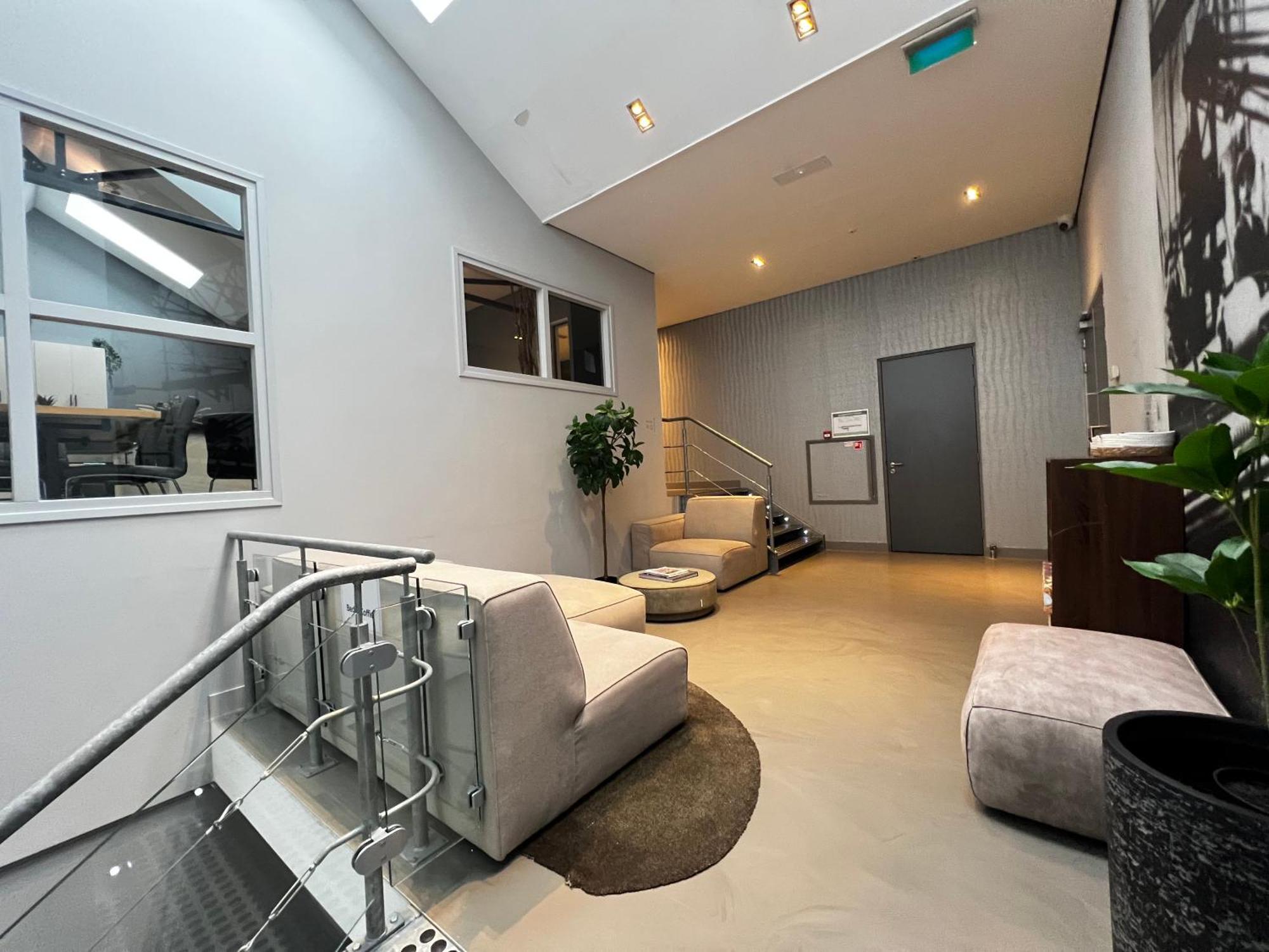 Suite With Wellness Nextdoor And Kitchen Access Oss Exterior photo